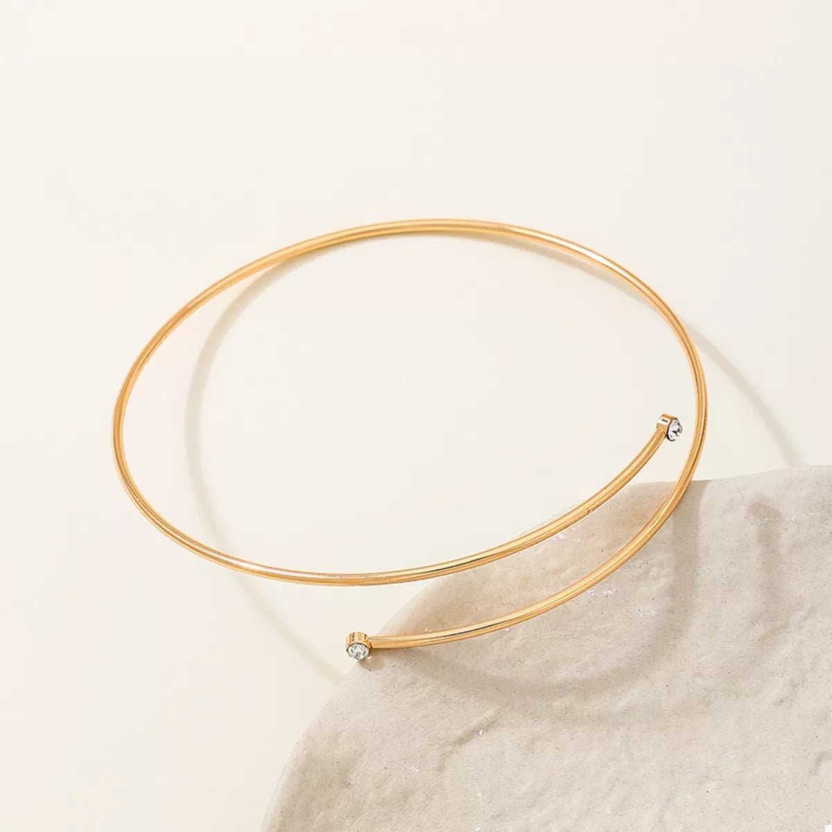 Delicate Gold Wire Upper Arm Bracelet - MAD RUFFI