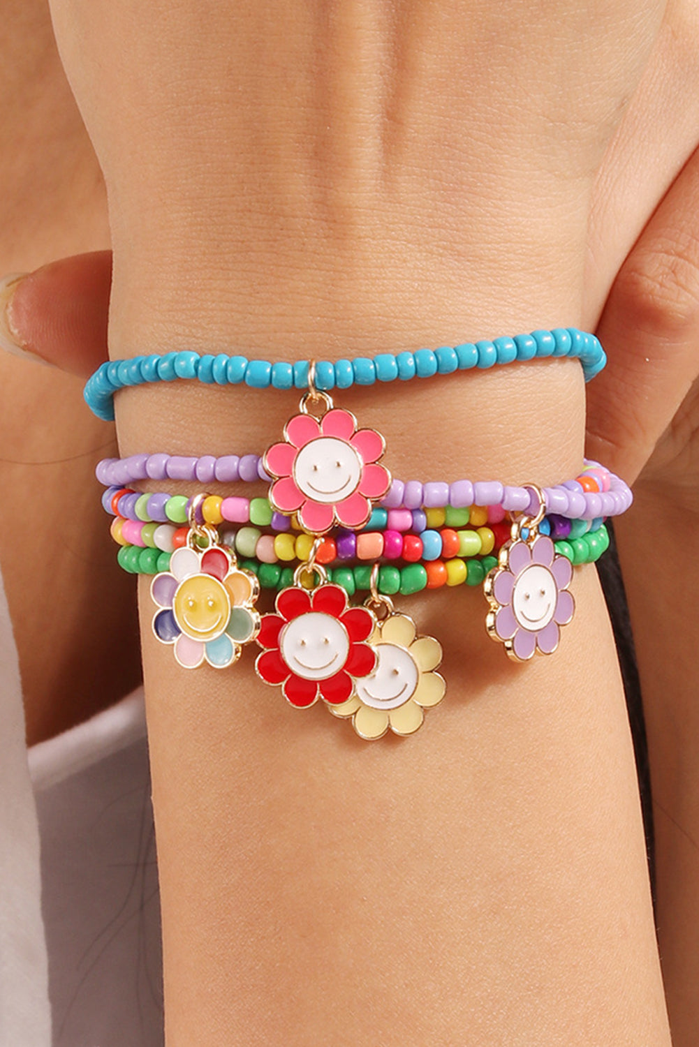 Bleu clair 5pcs Smiley Flower Pendant Breded Bracelet Set