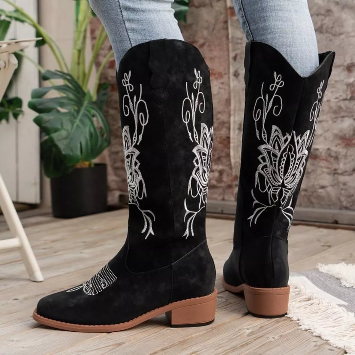 Embroidered Block Heels Boots - MAD RUFFI
