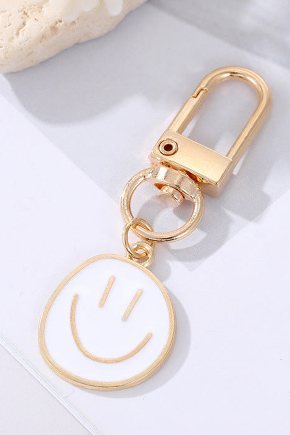 White Cute Smiley Face Pendant Keychain for Joyful Style