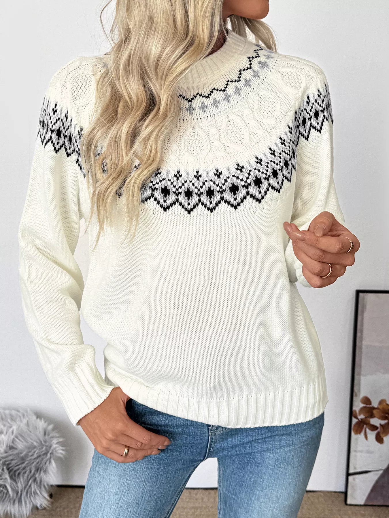 Fair Isle Pattern Round Neck Sweater - MAD RUFFI