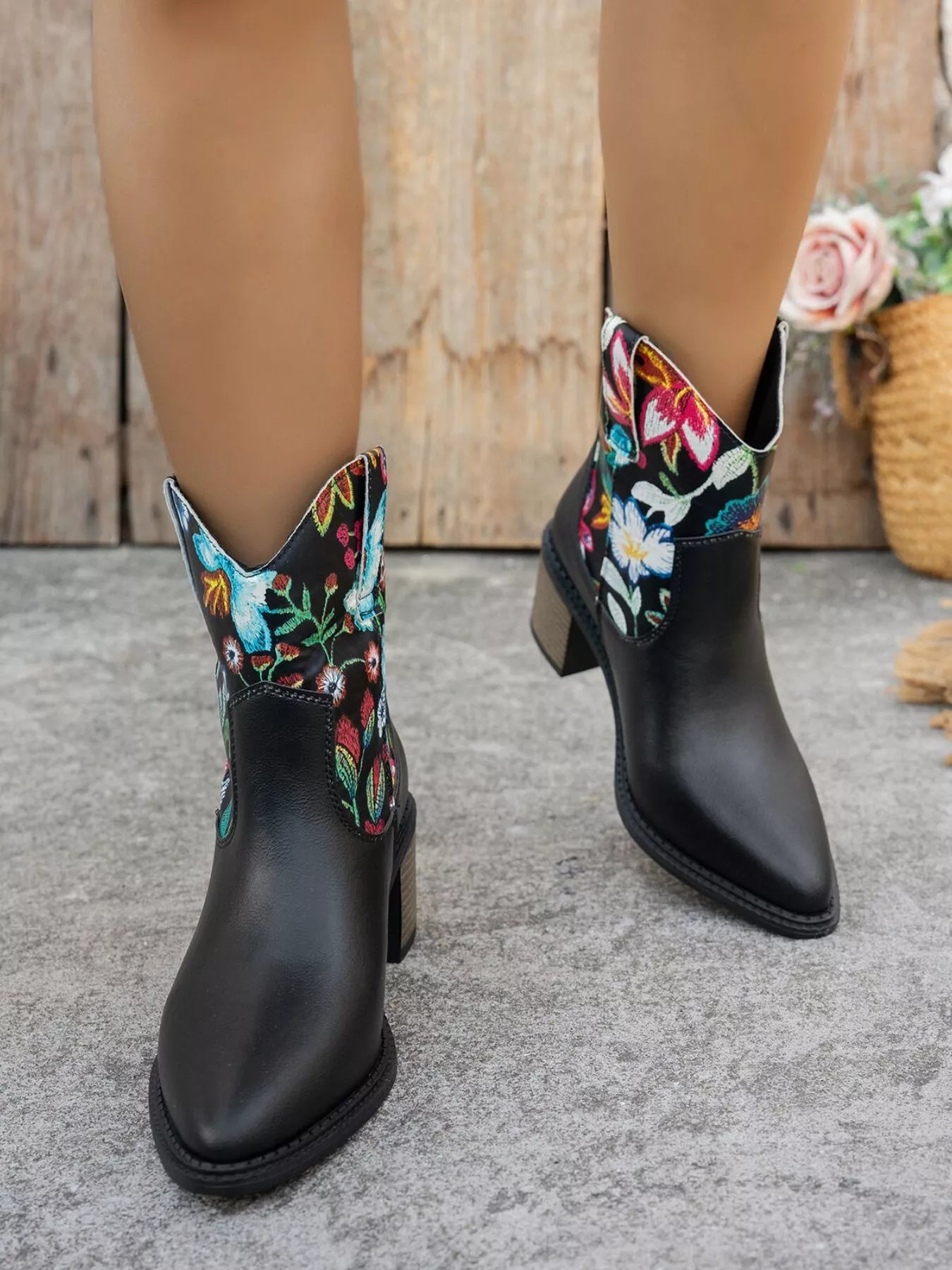 Floral Embroidered Western Ankle Boots - MAD RUFFI