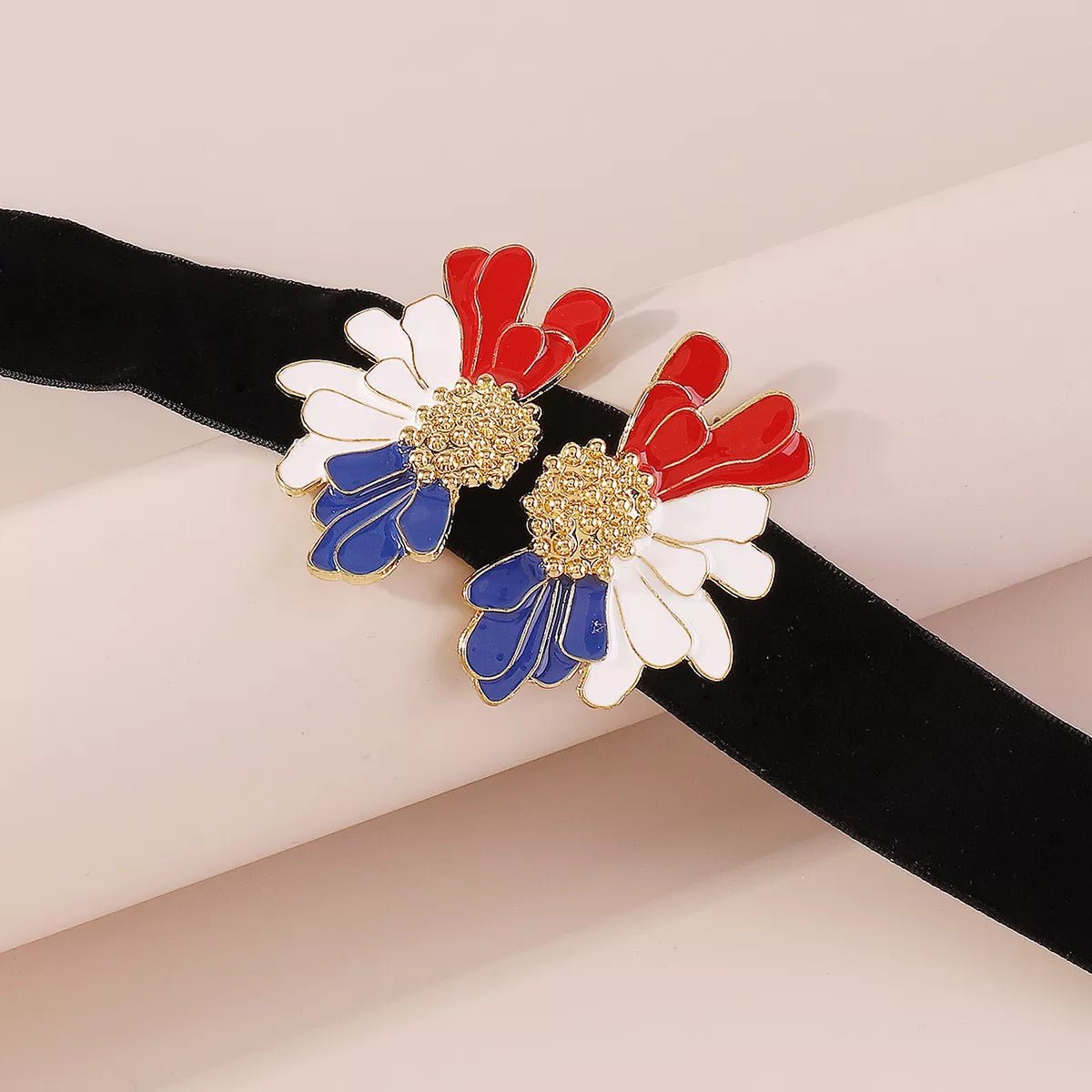 Floral Velvet Choker Necklace - MAD RUFFI