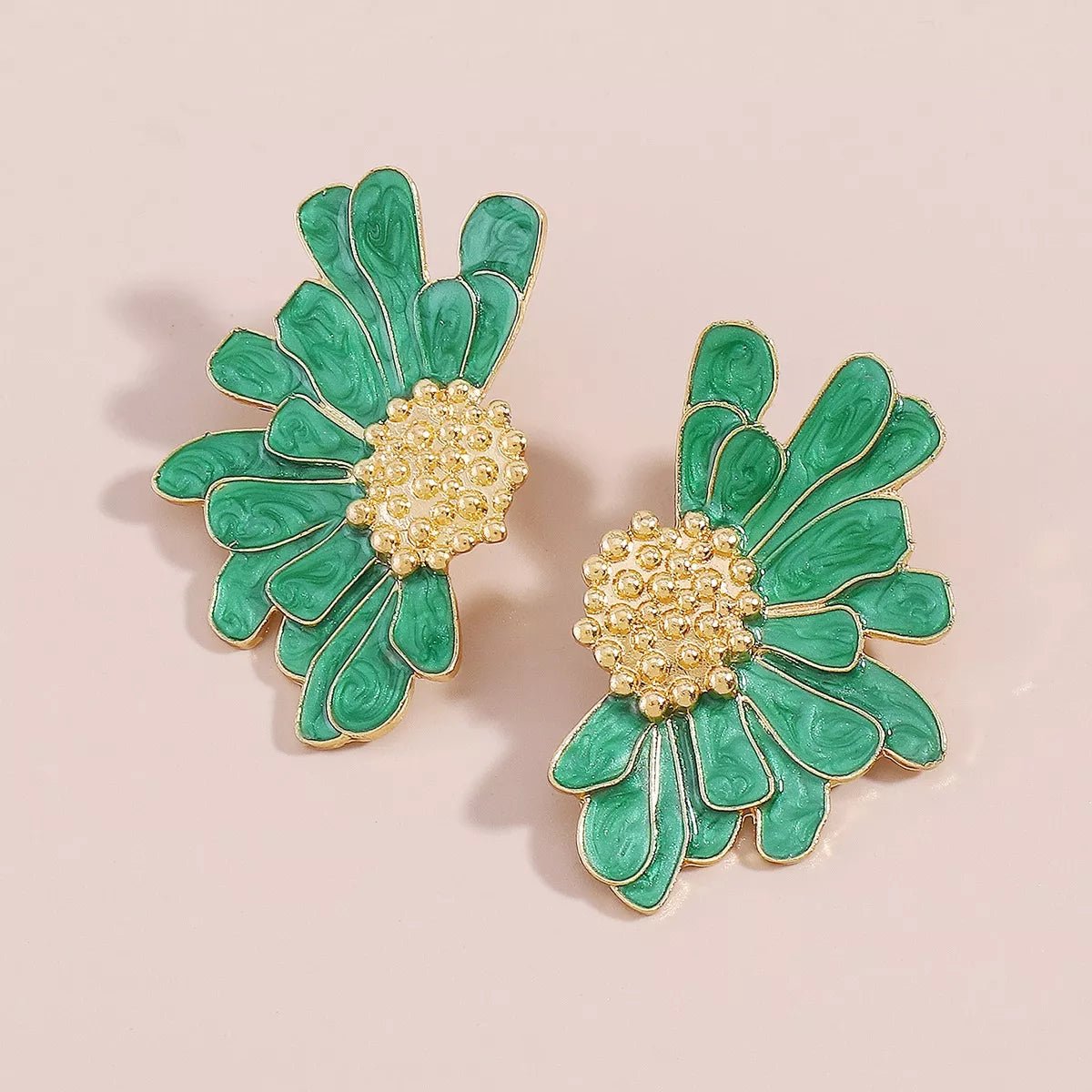 Flower Stud Earrings - MAD RUFFI