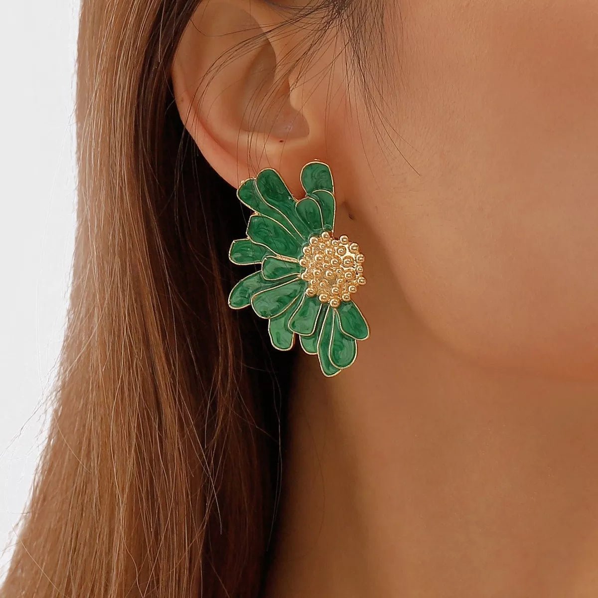 Flower Stud Earrings - MAD RUFFI
