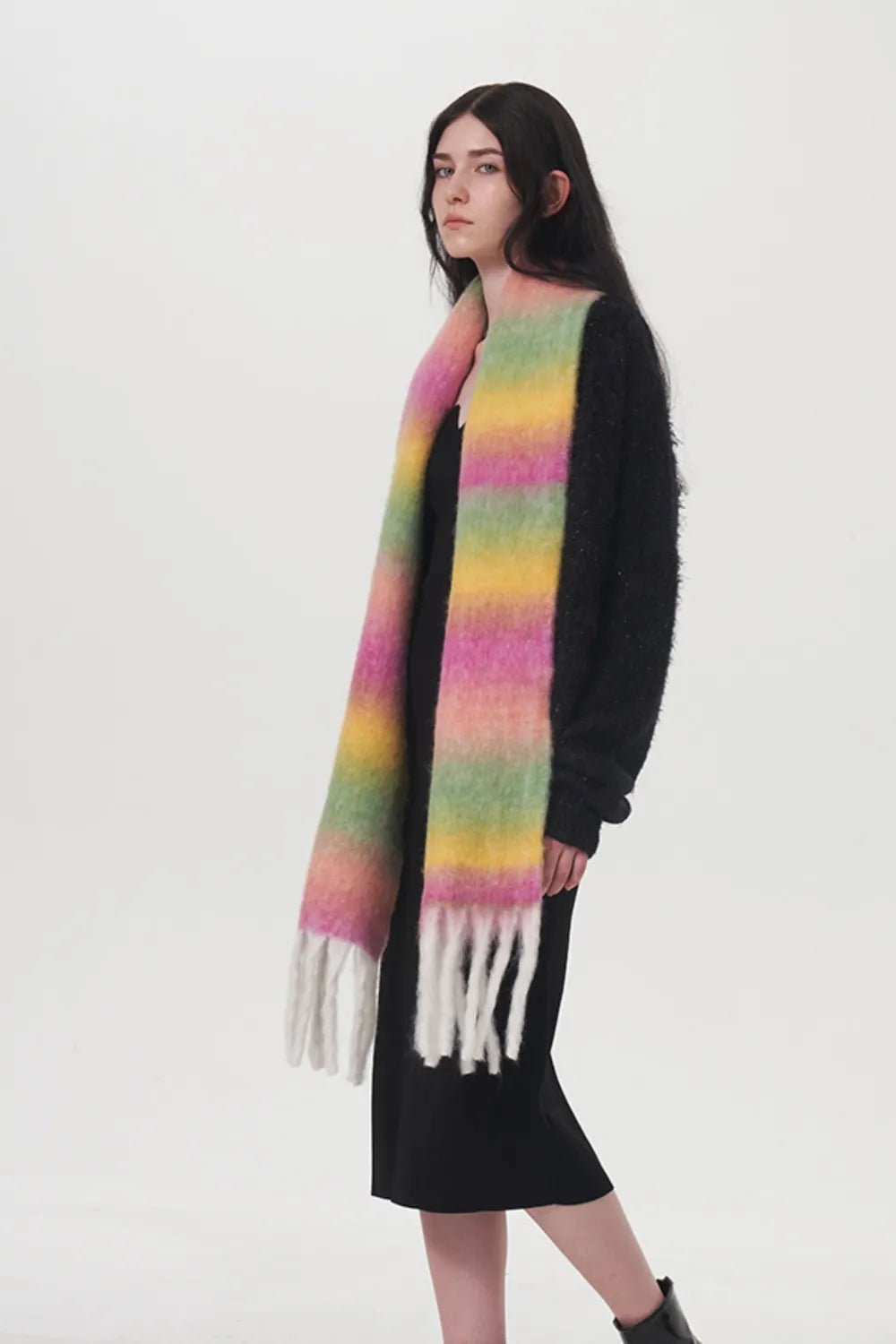 Fringe Gradient Thermal Scarf - MAD RUFFI