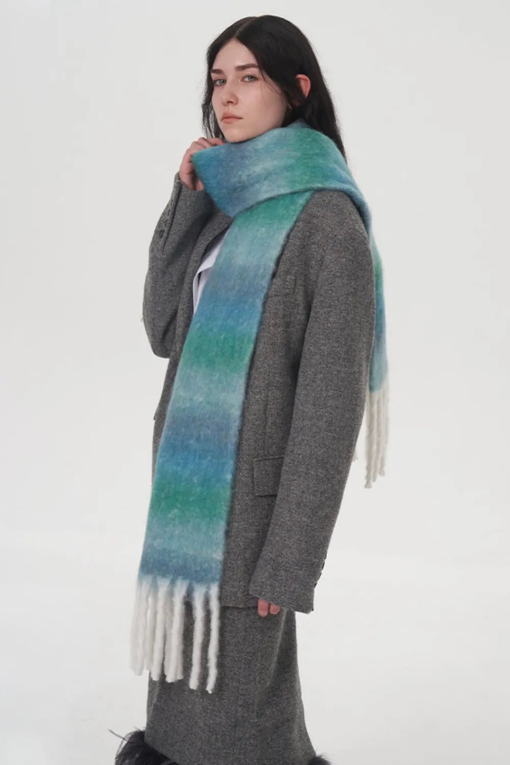 Fringe Gradient Thermal Scarf - MAD RUFFI