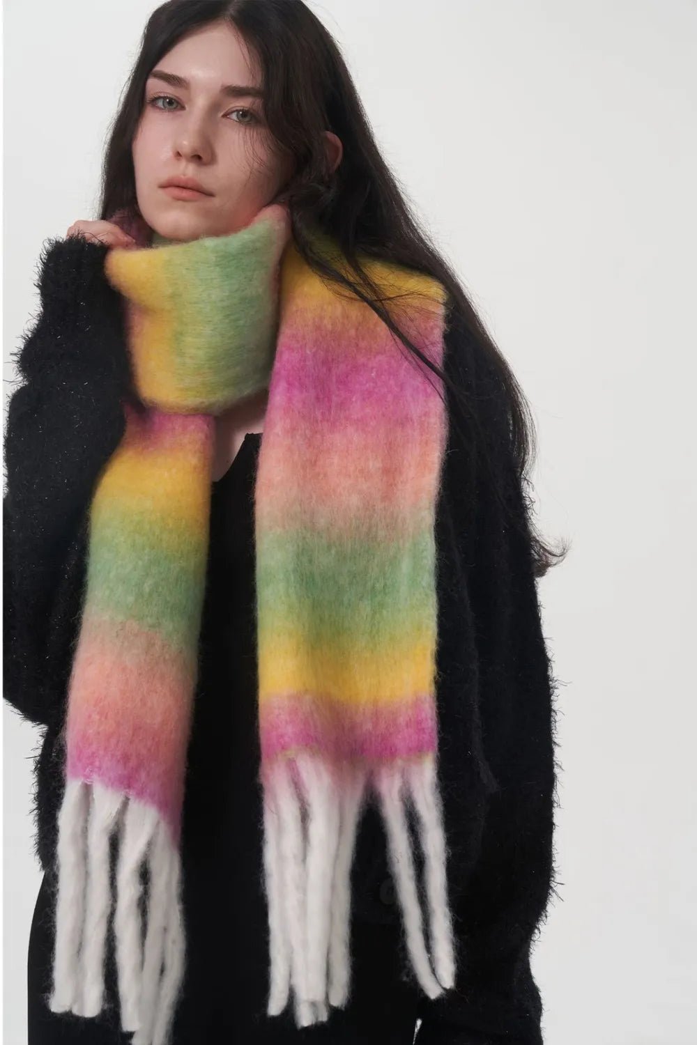 Fringe Gradient Thermal Scarf - MAD RUFFI