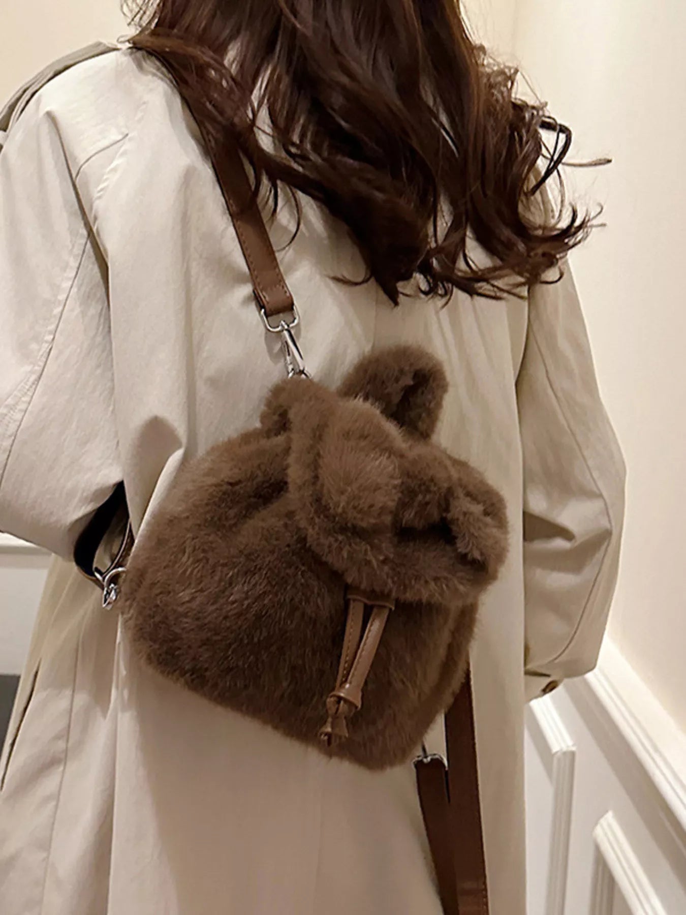 Fuzzy Plush Drawstring Backpack Bag - MAD RUFFI
