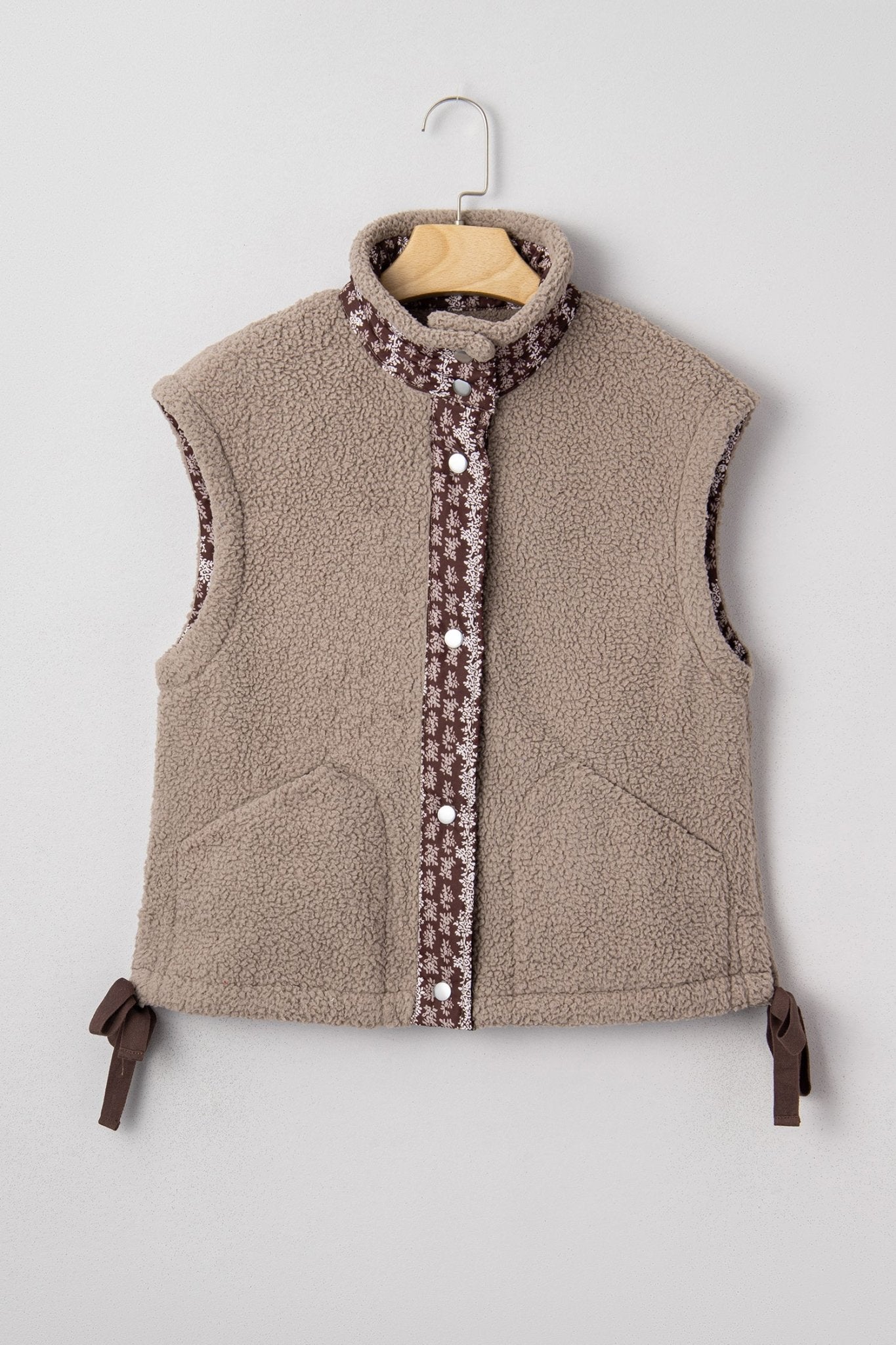 Goat Side Bows Sherpa Fleece Vest - MAD RUFFI