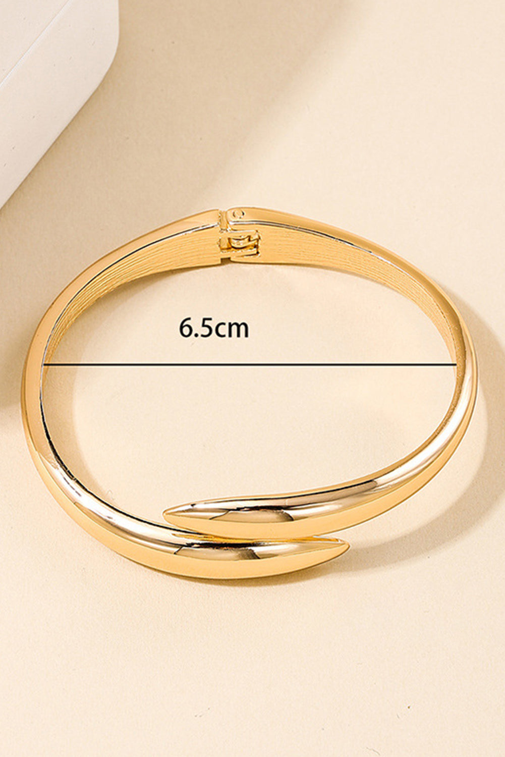 Gold Minimalist Open Bangle Bracelet - Gold / ONE SIZE - Bracelets