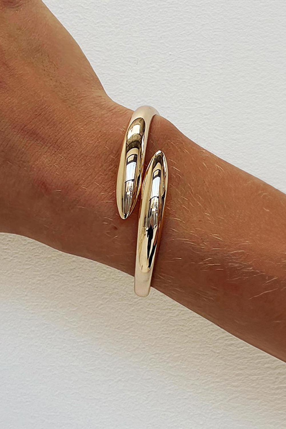 Gold Minimalist Open Bangle Bracelet - Gold / ONE SIZE - Bracelets