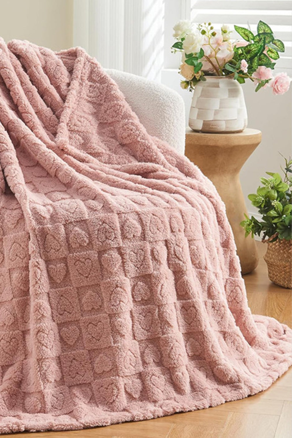 Gossamer Pink Textured Heart Checkered Plush Soft Blanket - MAD RUFFI