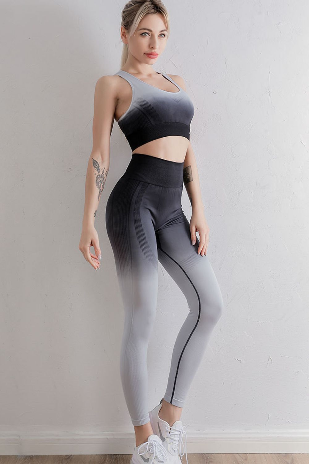 Gradient Sports Bra and Leggings Set - MAD RUFFI