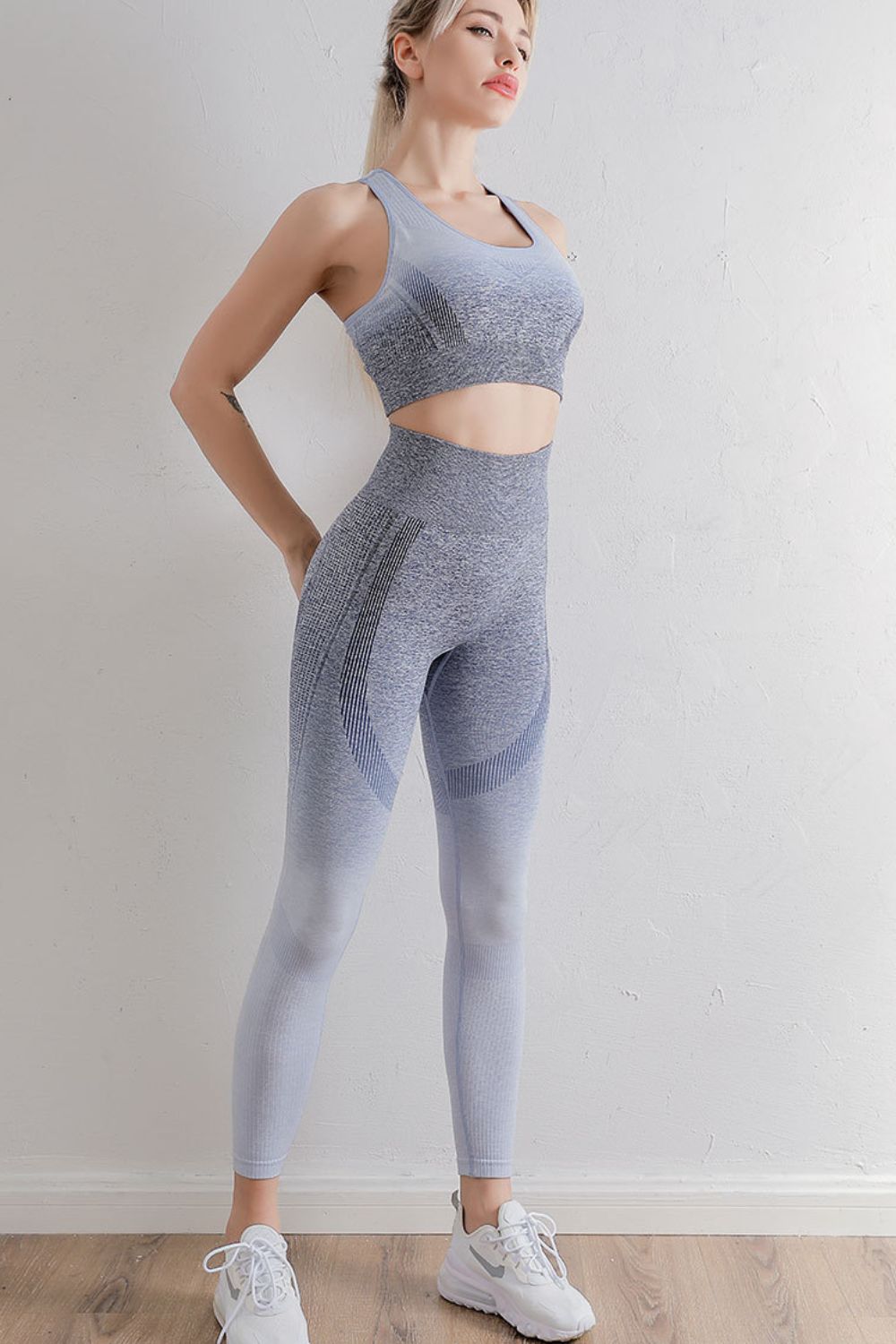 Gradient Sports Bra and Leggings Set - MAD RUFFI
