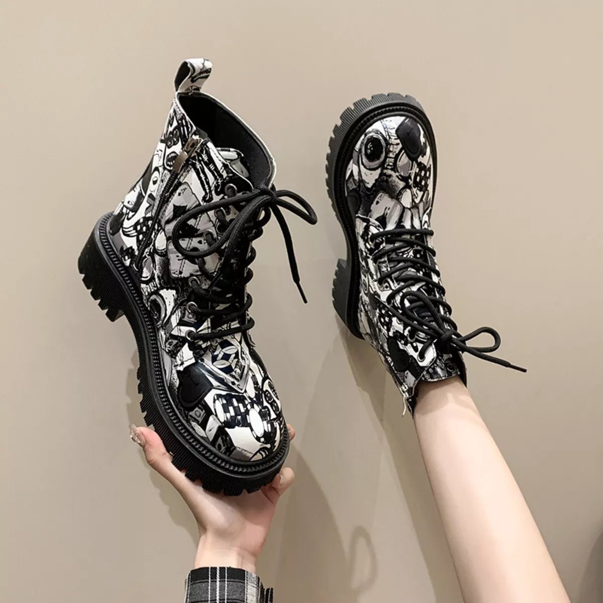 Graffiti Print Combat Boots with Colorful Street Art Design - MAD RUFFI