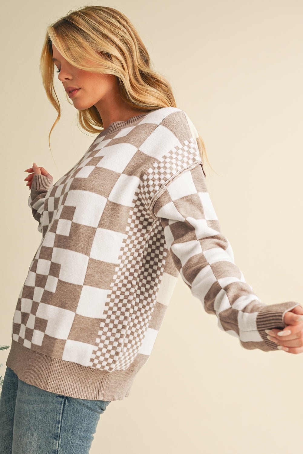 Gray Checkered Drop Shoulder Round Neck Sweater - MAD RUFFI