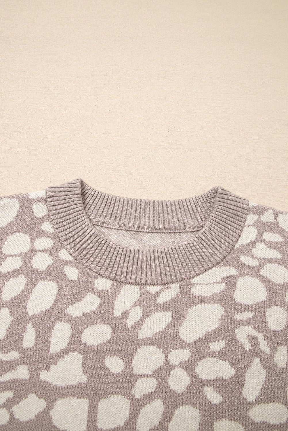 Gray Leopard Spots Pattern Ribbed Trim Drop Shoulder Sweater - MAD RUFFI