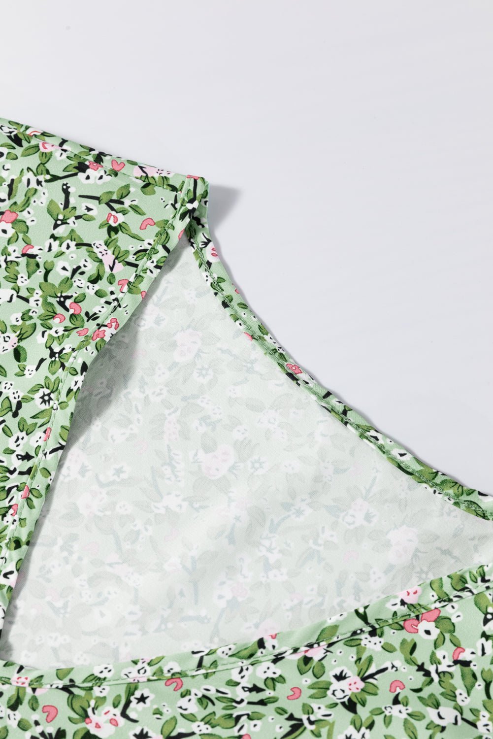 Green Boho Floral V Neck Short Sleeve Blouse - MAD RUFFI