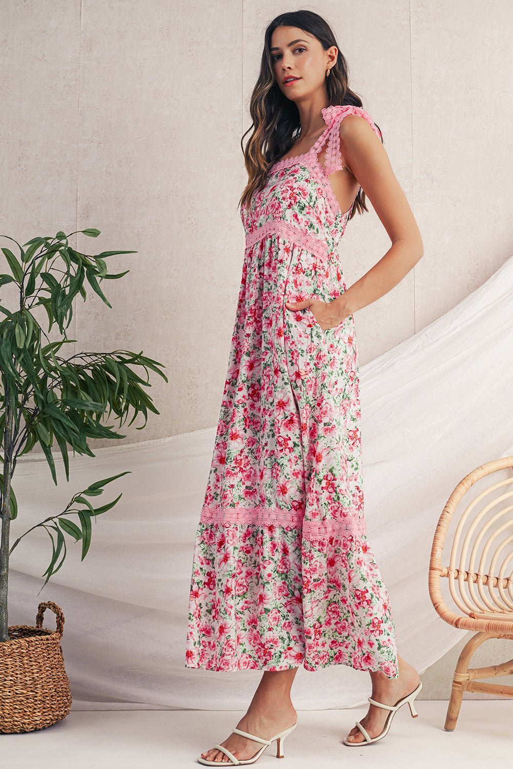 Green Floral Lace Tied Strap Empire Waist Maxi Dress - MAD RUFFI