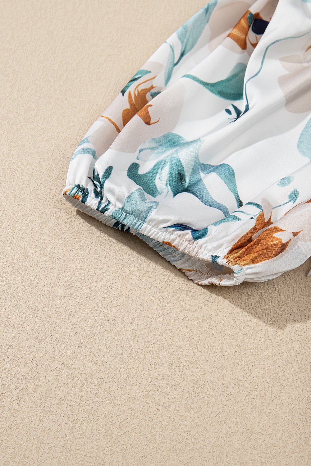 Green Floral Print Puff Sleeve V Neck Babydoll Blouse - MAD RUFFI