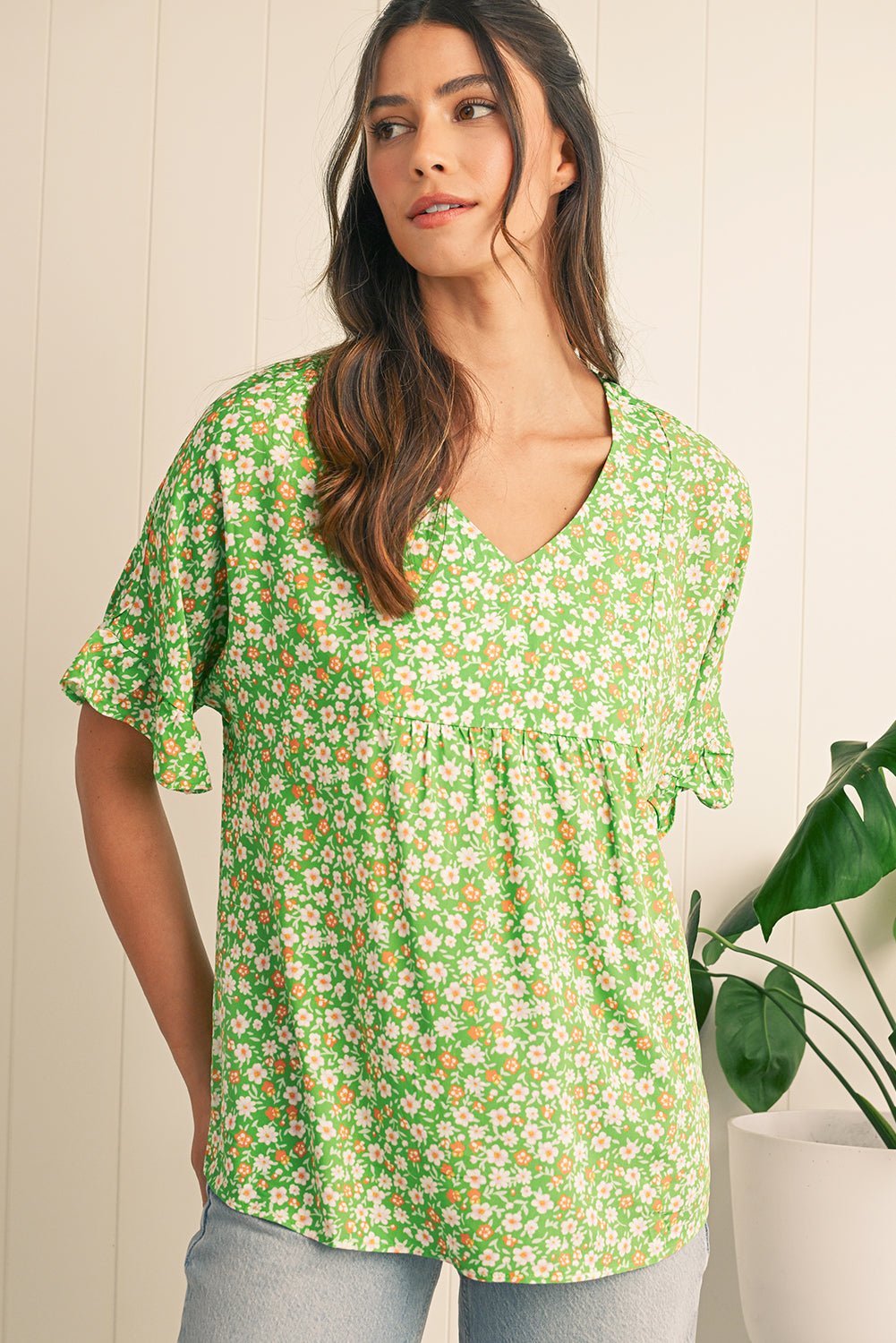 Green Floral Print Ruffle Sleeve V Neck Pleated Blouse - MAD RUFFI