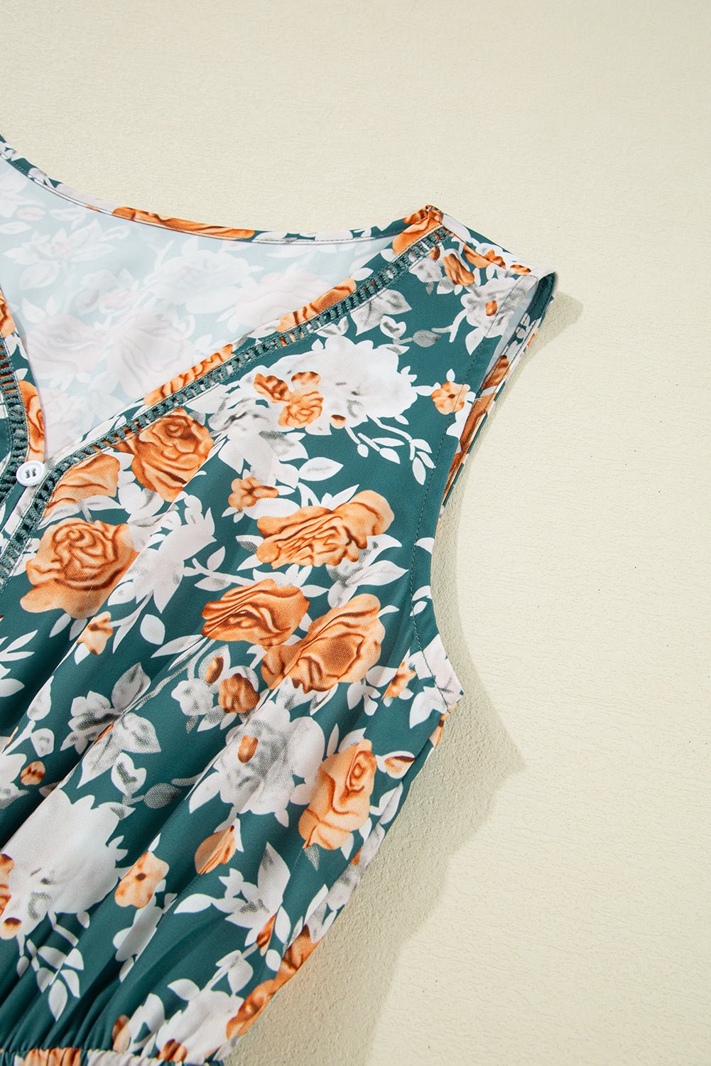 Green Floral Print Trimmed V Neck Sleeveless Vacation Dress - MAD RUFFI