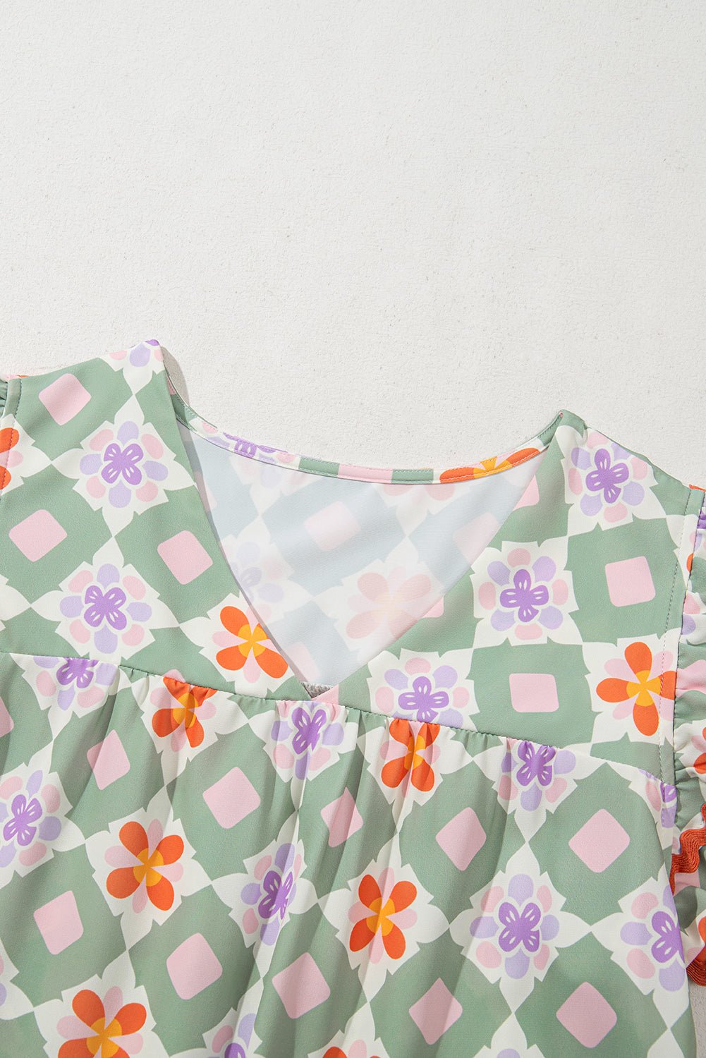 Green Geometric Floral Print Ric Rac Trim Flutter Sleeve Boho Blouse - MAD RUFFI