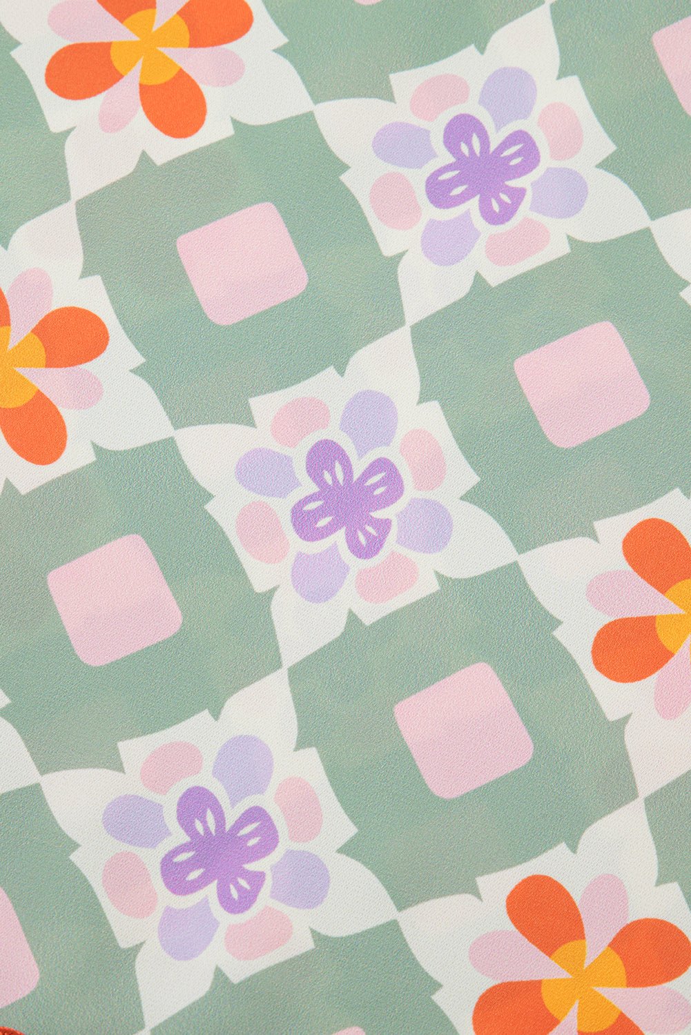 Green Geometric Floral Print Ric Rac Trim Flutter Sleeve Boho Blouse - MAD RUFFI