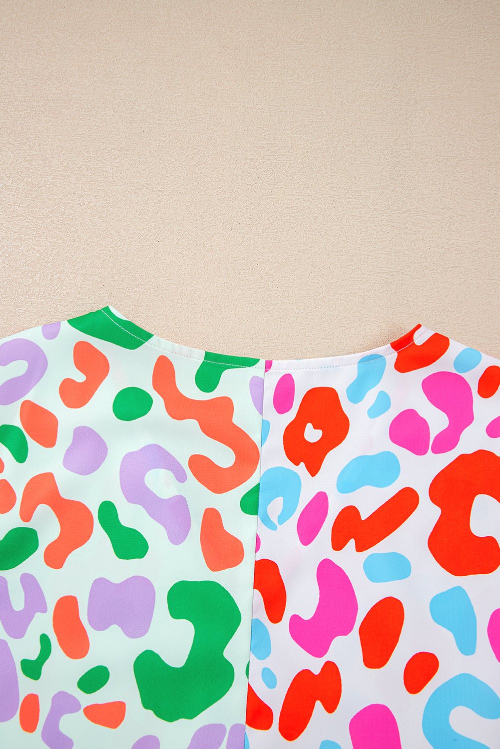 Green Leopard Print Patchwork V Neck Short Sleeve Blouse - MAD RUFFI