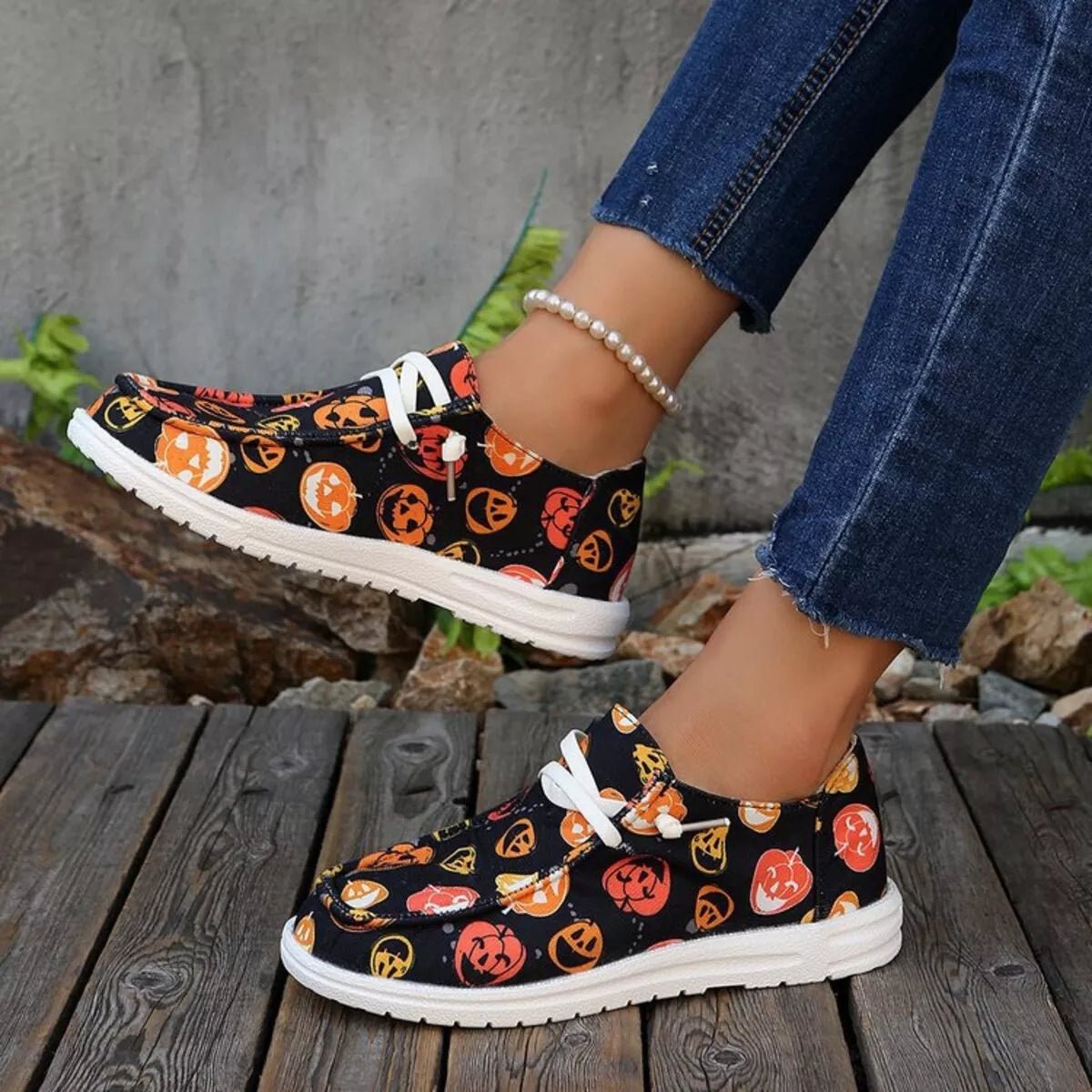 Halloween Pumpkin Print Round Toe Sneakers - MAD RUFFI
