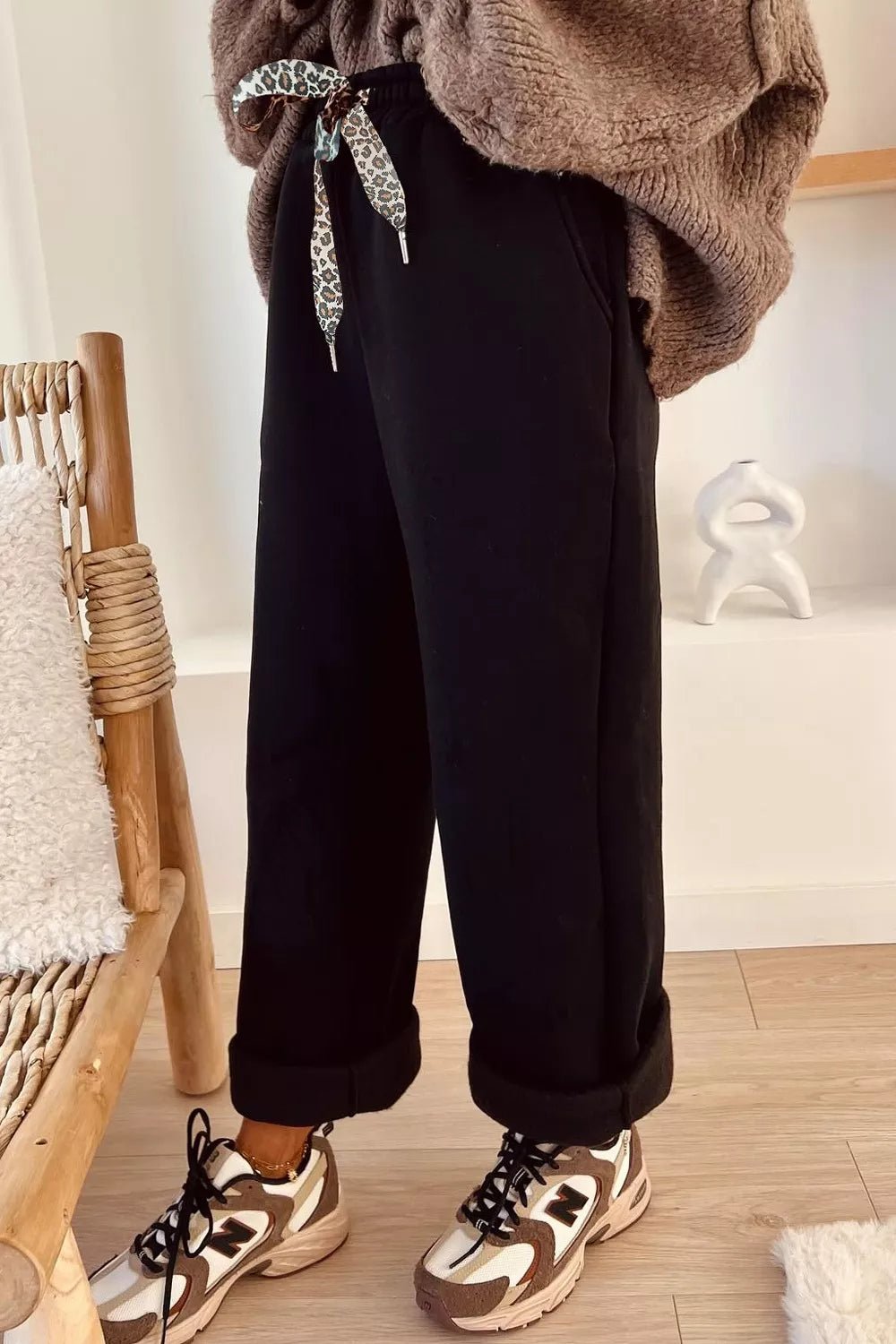 High - Waisted Straight Pants with Drawstring - MAD RUFFI