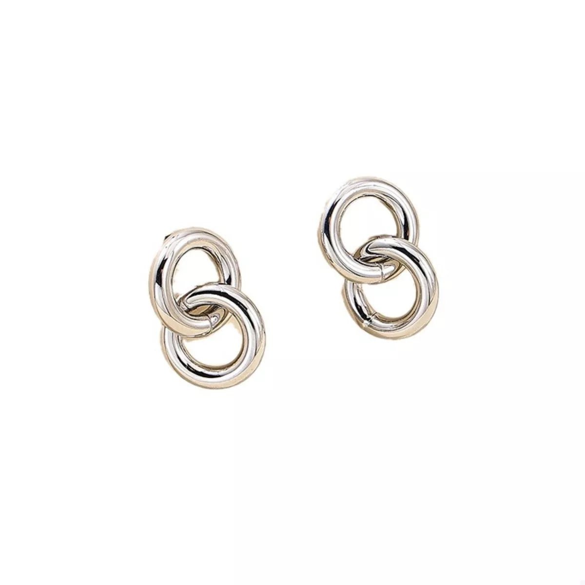 Interlocked Chain Link Stud Earrings - MAD RUFFI