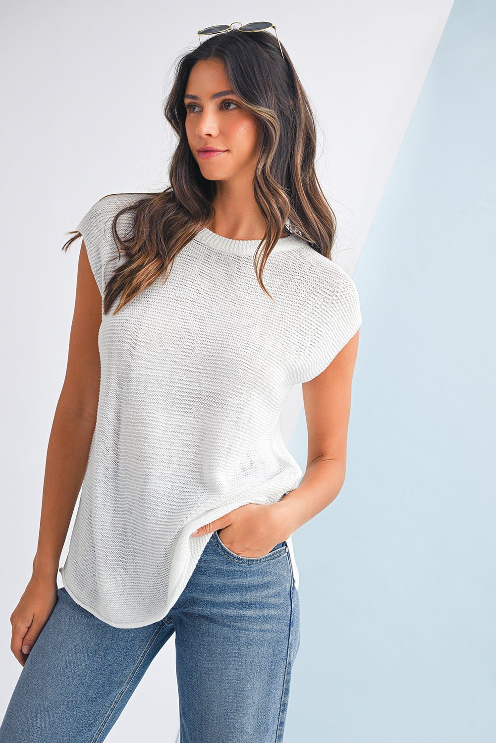 Jet Stream Solid Color Side Slits Sweater Tee - MAD RUFFI