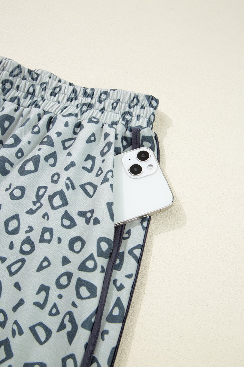 khaki leopard print high rise knot side pants - MAD RUFFI