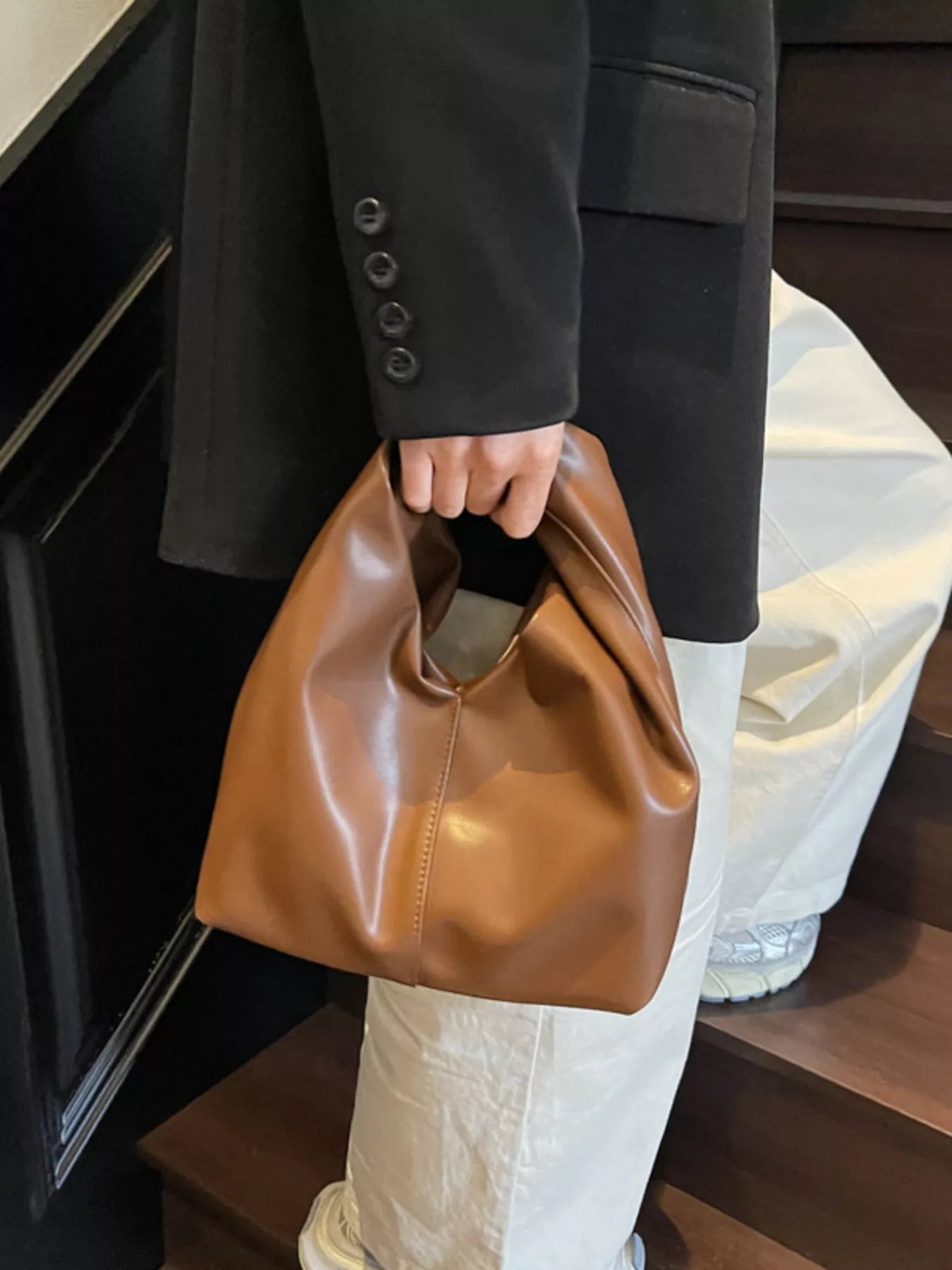 Knot Handle Leather Handbag - MAD RUFFI