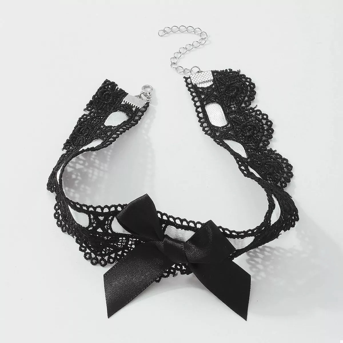 Lace Bow Choker Necklace - MAD RUFFI
