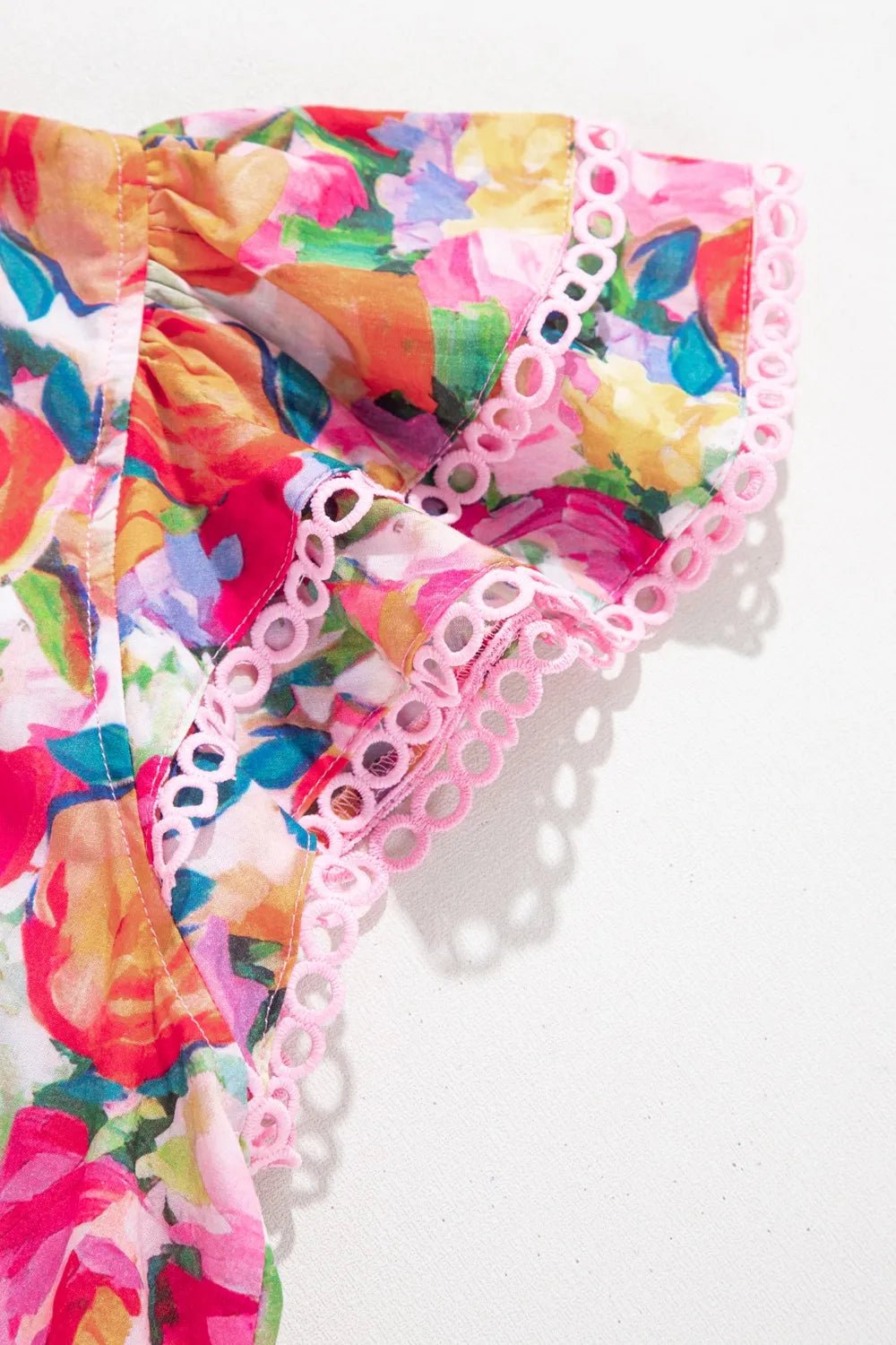 Lace Trim Ruffle Cap Sleeve Floral Blouse - MAD RUFFI