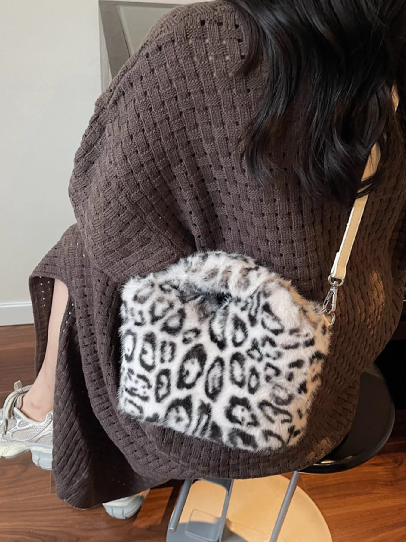 Leopard Plush Crossbody Bag - MAD RUFFI