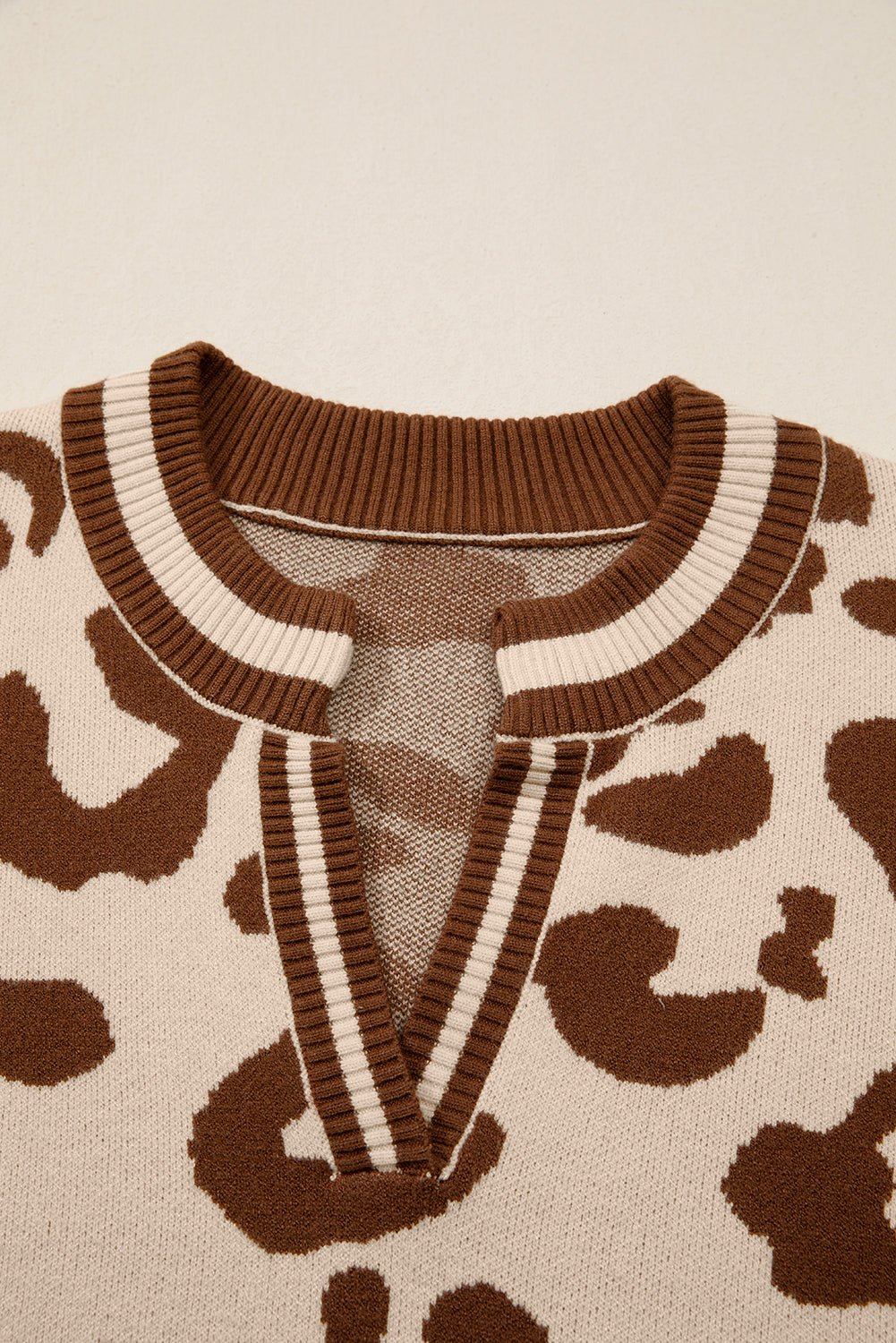 Light French Beige Leopard Printed Knit V Neck Sweater - MAD RUFFI