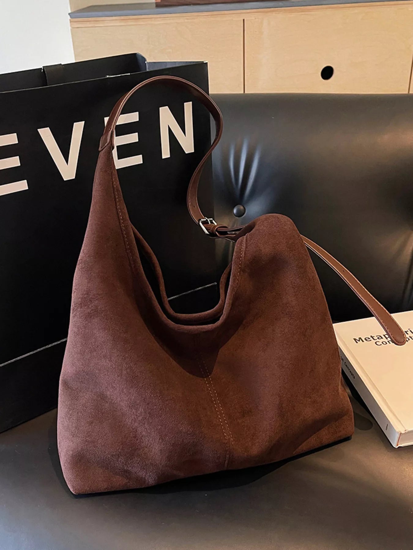 Lightweight Adjustable Strap Handbag - MAD RUFFI