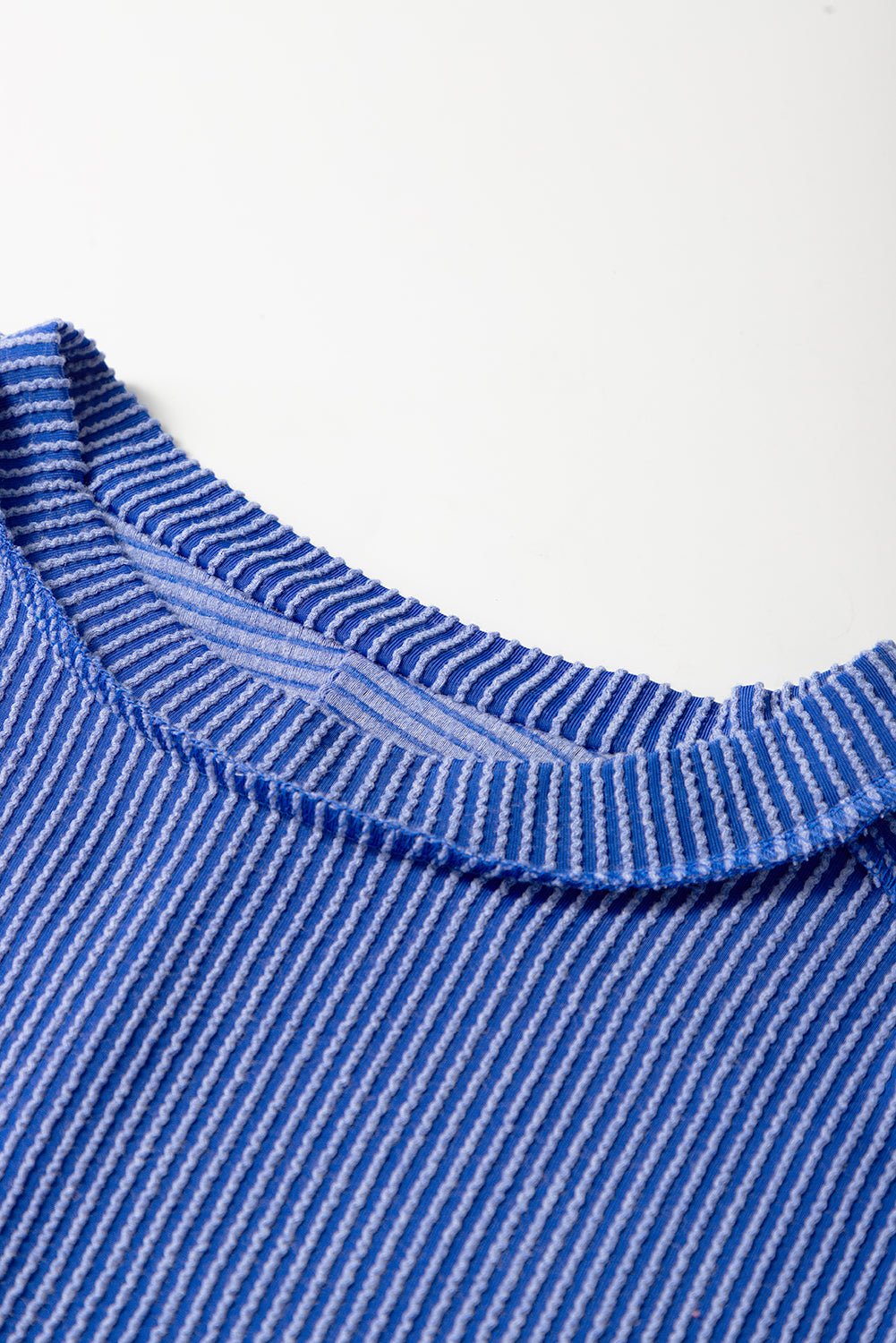 Medium Grey Crinkle Rib Knit Exposed Seam Round Neck T-shirt - MAD RUFFI