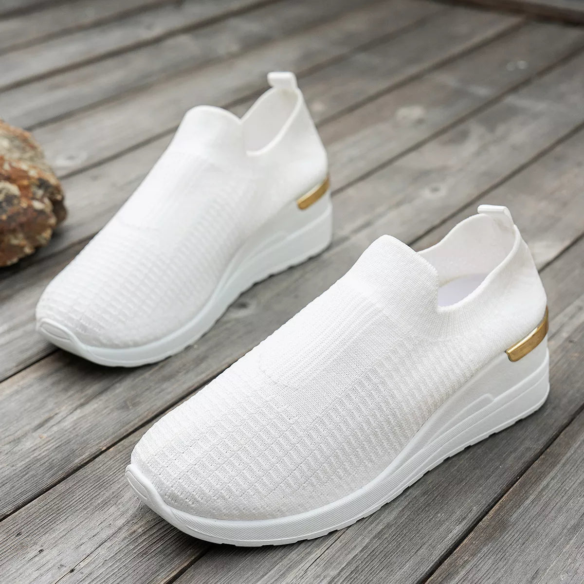 Mesh Round Toe Wedge Athletic - MAD RUFFI