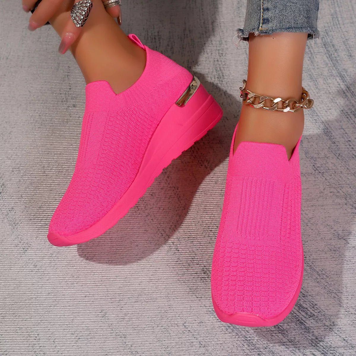 Mesh Round Toe Wedge Athletic - MAD RUFFI