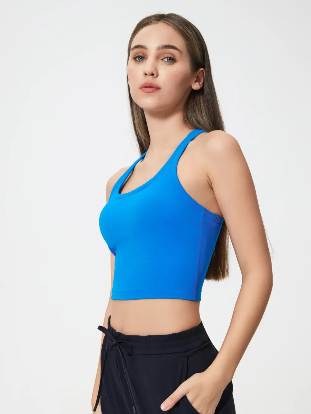 Millennia Scoop Neck Active Tank with Detachable Chest Pads - MAD RUFFI