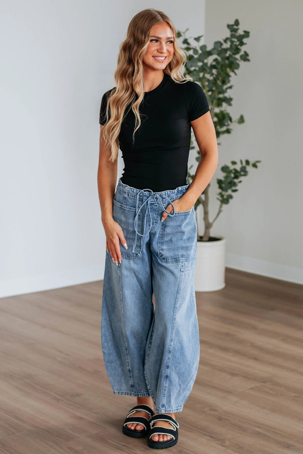 Myosotis Large Patch Pocket Drawstring Paperbag Waist Barrel Jeans - MAD RUFFI