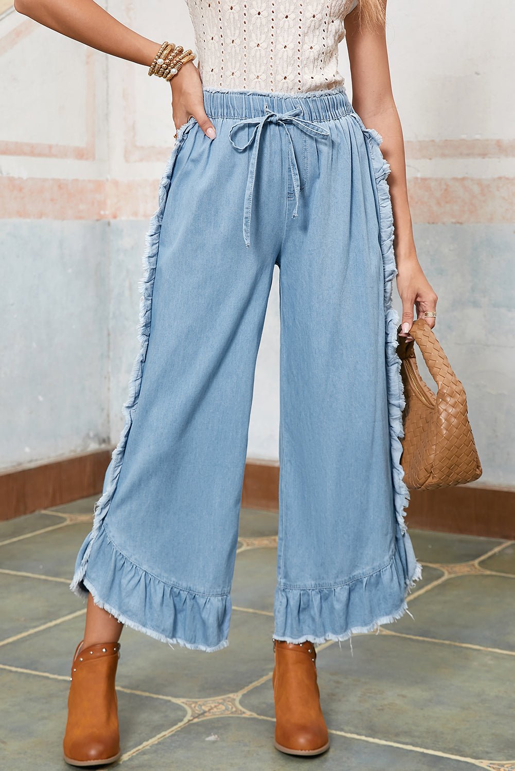 myosotis light wash raw hem ruffle wide leg jeans - MAD RUFFI