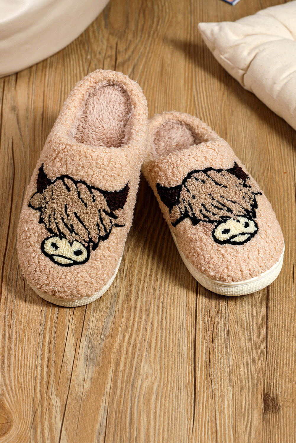 Parchment Cartoon Animal Printed Plush Slippers - MAD RUFFI