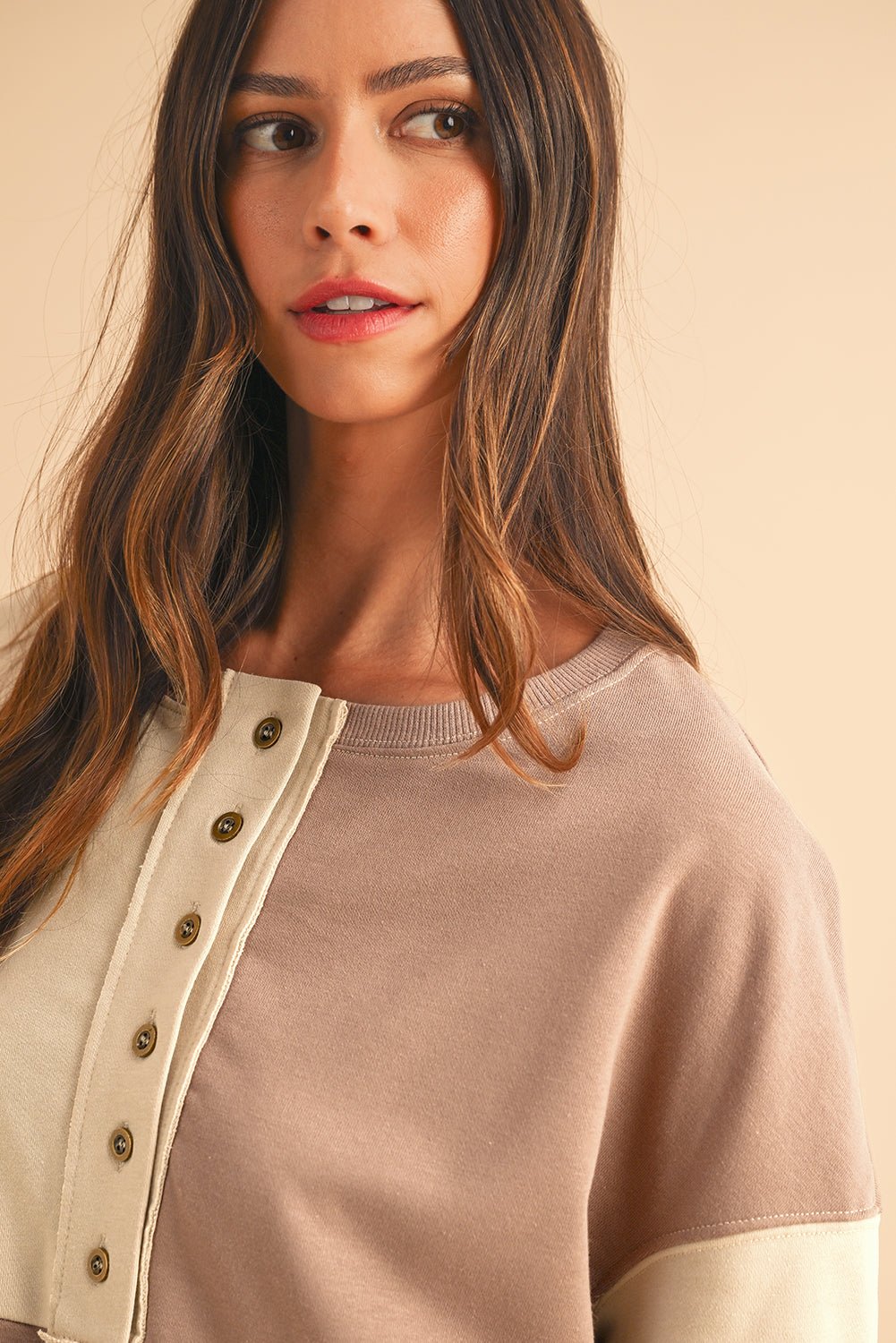 Parchment Colorblock Henley High Low Loose Sweatshirt - MAD RUFFI