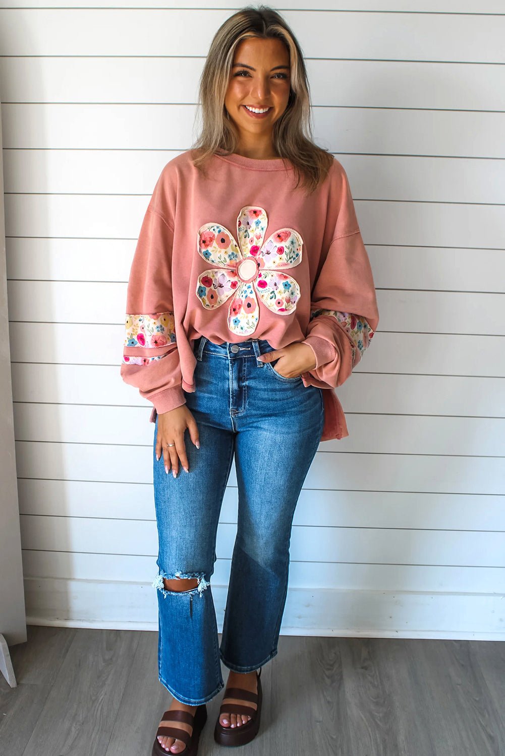 Peach Blossom Flower Applique Patchwork Drop Sleeve Pullover Sweatshirt - MAD RUFFI